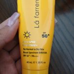 کرم ضد آفتاب SPF50 پوست خشک و معمولی لافارر ضد لک بی رنگ 40 میلی گرم