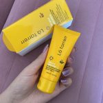 کرم ضدآفتاب و ضدلک بی‌رنگ لافارر مدل SPF50، مناسب پوست‌های چرب، حجم 40 میلی‌لیتر