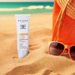 کرم ضد آفتاب رنگی اریکه، SPF 50، مدل LB، ‌مناسب همه انواع پوست با تنالیته روشن و حجم 50 میلی‌لیتر، محافظت‌کننده در برابر اشعه‌های UVA و UVB، دارای فرمولاسیون گلیسیرین، با ماندگاری 2 ساعته