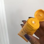کرم ضد آفتاب SPF30 پوست چرب لافارر ضد لک و بدون رنگ 40 میلی لیتر