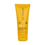 کرم ضدآفتاب و ضدلک بی‌رنگ لافارر مدل SPF30، مناسب پوست‌های خشک و معمولی، حجم 40 میلی‌لیتر